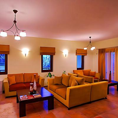 Interior 0